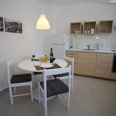 Apartmani Tri Bunje Tribunj (Sibenik-Knin) Exterior foto
