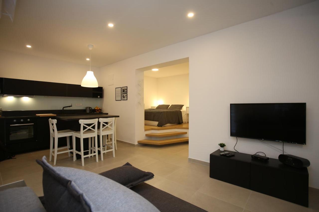 Apartmani Tri Bunje Tribunj (Sibenik-Knin) Exterior foto