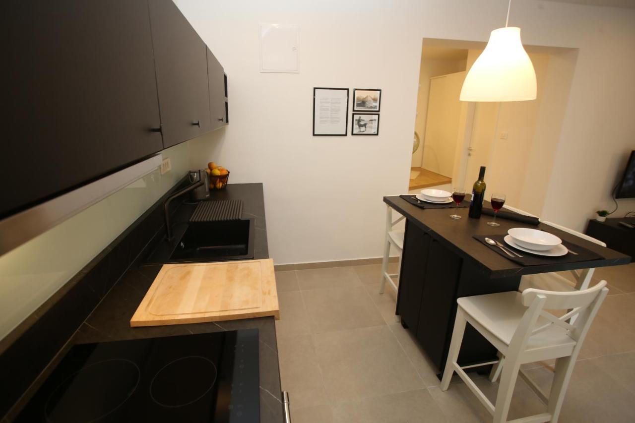 Apartmani Tri Bunje Tribunj (Sibenik-Knin) Exterior foto